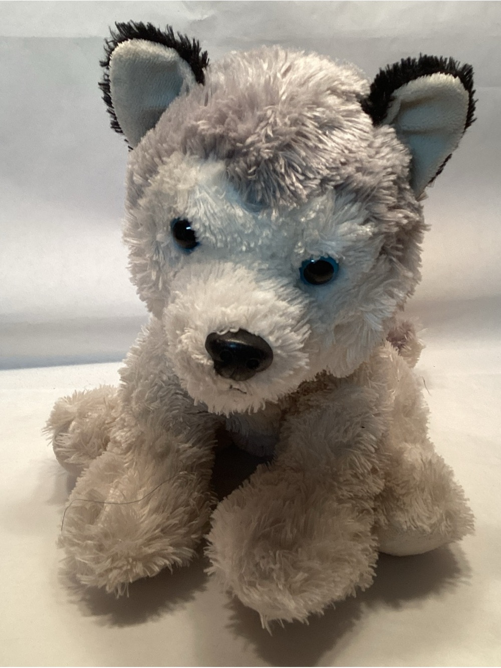 Aurora Sitting Husky Plush Stuffed Animal 14" Wolf Malamute Dog Gray And White